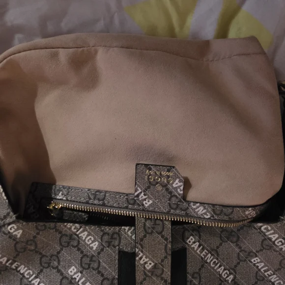 Balenciaga x Gucci Calab.Beige Shoulder Bag. NWOT. - Picture 9 of 14